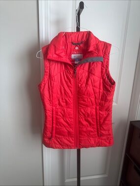 Columbia Red Quilted Insulated Vest